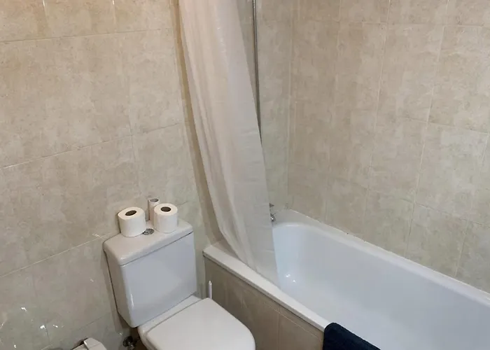 Spacious Merced Διαμέρισμα *